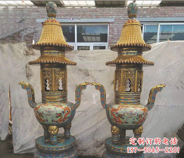 贵州铜雕景泰蓝香炉雕塑摆件