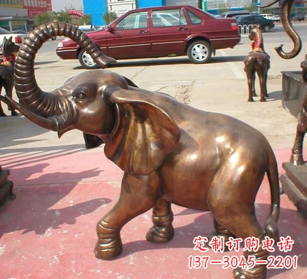 贵州铜雕长鼻大象