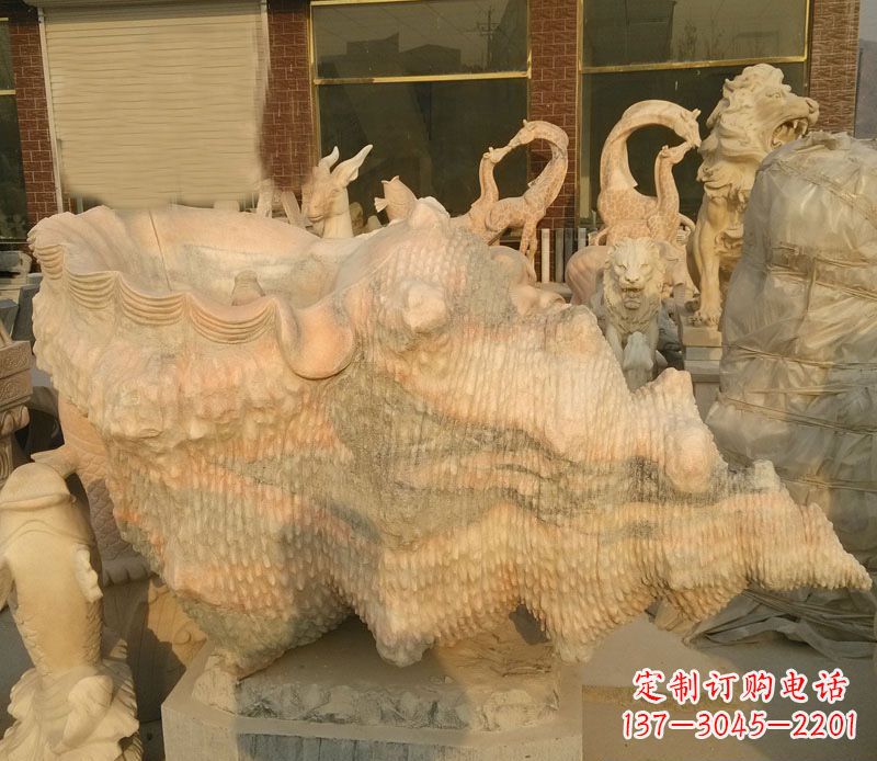 贵州晚霞红海螺石雕