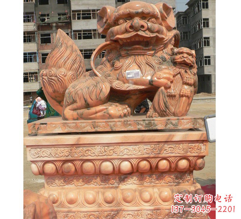 贵州晚霞红南方石狮子