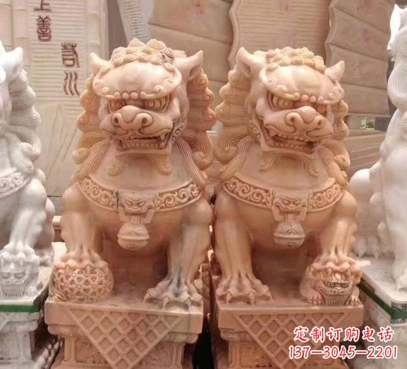 贵州晚霞红石雕狮子