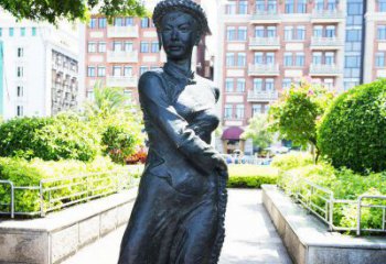 贵州民族风情女性青铜雕塑