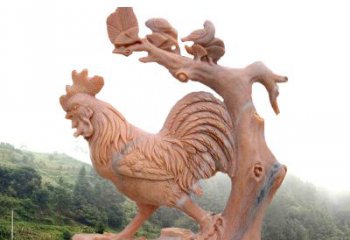 贵州中领雕塑：酉鸡晚霞红石动物雕塑