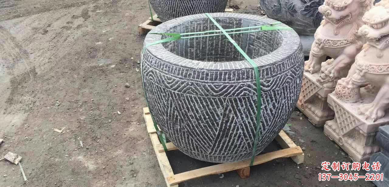 贵州纹理石浮雕水缸