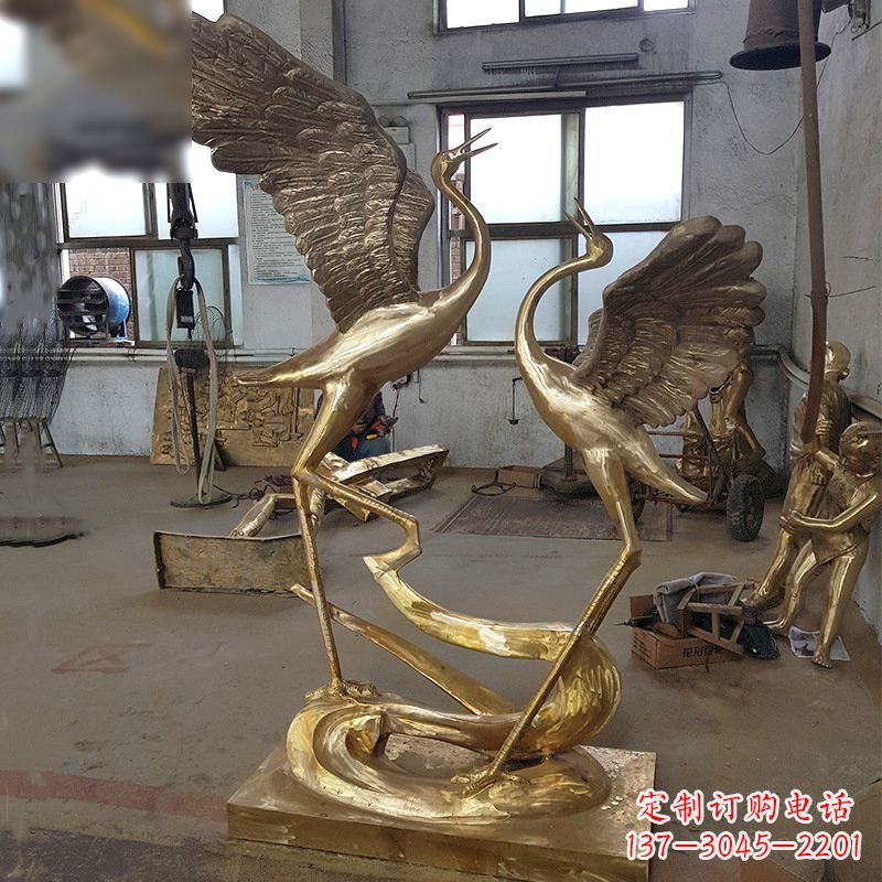贵州仙鹤铜雕景观