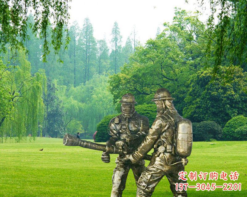 贵州消防员灭火铜雕