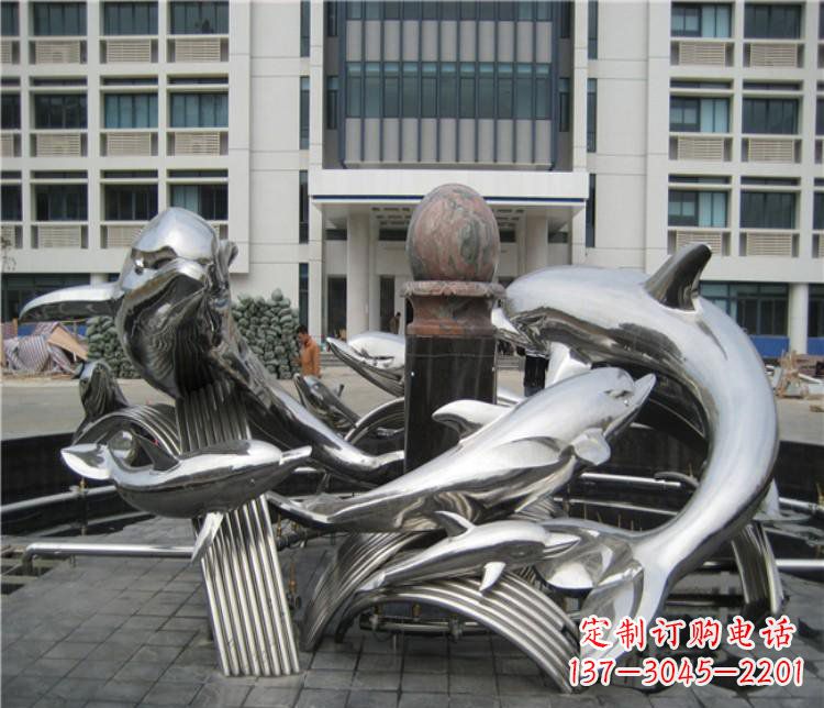 贵州校园不锈钢海豚海浪雕塑