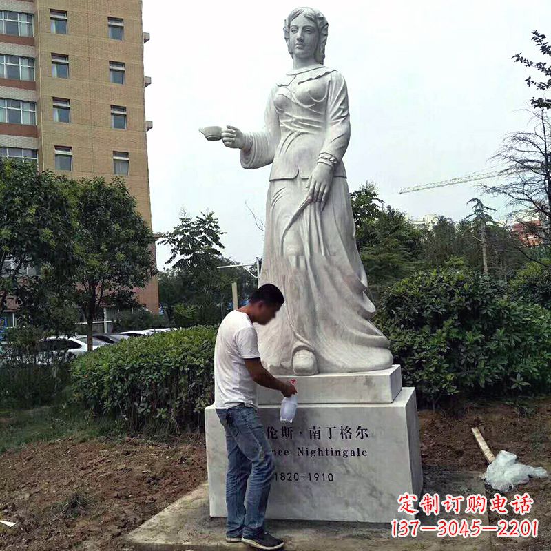 贵州医院园林提灯天使南丁格尔石雕塑