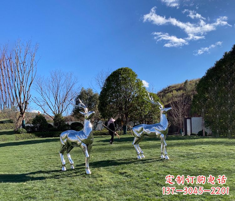 贵州园林镜面不锈钢梅花鹿雕塑