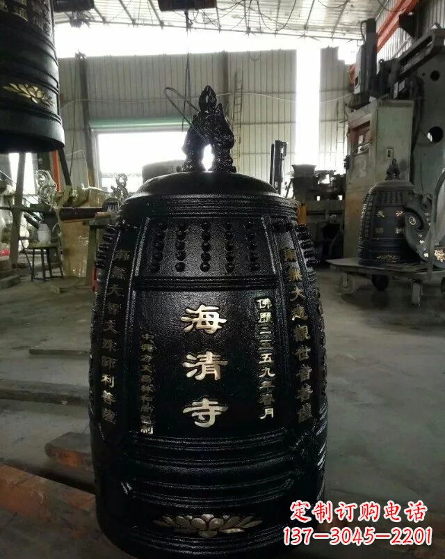 贵州宗教庙宇铸铜钟