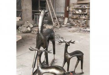 贵州铸铜梅花鹿动物铜雕摆件