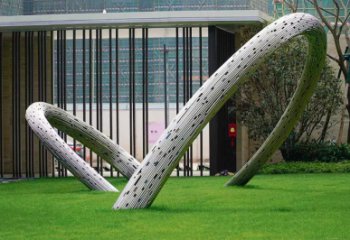 贵州景观雕塑-酒店草坪创意不锈钢圆环景观雕塑