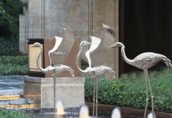 贵州鹤雕塑-公园不锈钢镜面喷泉中的鹤雕塑